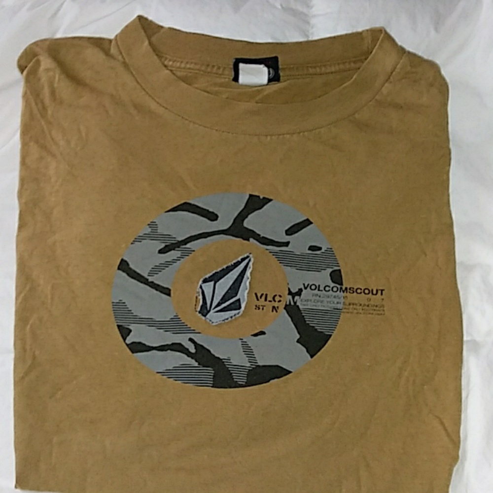 ASSORTED T SHIRTS